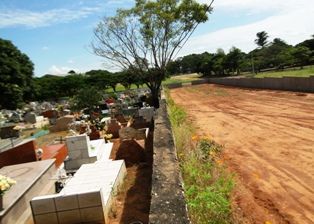 Cemitério municipal foi ampliado resolvendo problemas de Superlotação.