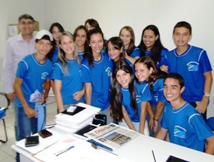 Alunos visitam Paço e conhecem os trabalhos da Administração de Iguatemi.