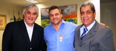Prefeito Zé Roberto terá apoio de André e Delcídio em 2012.