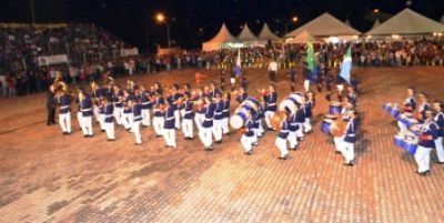 Festival de Bandas e Fanfarras abrilhantou o aniversário dos 47 anos de Iguatemi.