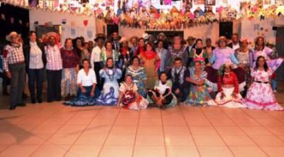 Centro de convivência dos idosos de Iguatemi realizou festa junina da melhor idade.