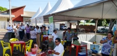 Domingo é dia de feira livre do produtor em Iguatemi.