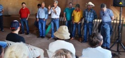 Vereador reúne assentados para discutir Titularidades dos lotes dos assentamentos em Iguatemi.