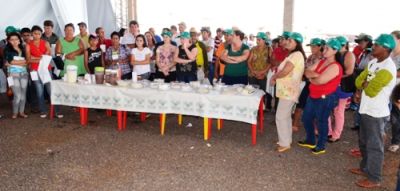 Agricultores familiares participam de Curso de Processamento Artesanal do leite na 5ª Feira do Leite em Iguatemi.