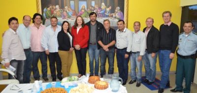 Prefeitos do CONISUL se reuniram em Iguatemi para discutir Plano de Resíduos Sólidos.