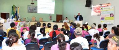 Beneficiários de 120 casas populares receberam palestra sobre Água e Saneamento Básico em Iguatemi.