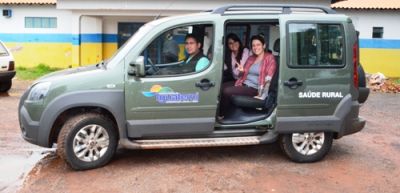 Prefeito Zé Roberto entregou veículo Fiat Doblô Adventure para a saúde rural de Iguatemi.