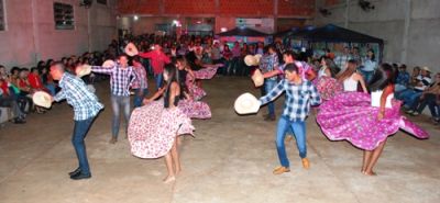 Escola 8 de maio realizou 1ª Festa Folclórica no Assentamento Nsa. Sra. Auxiliadora em Iguatemi.