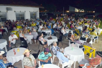 Conviver de Iguatemi realizou Luau Sertanejo no último sábado.