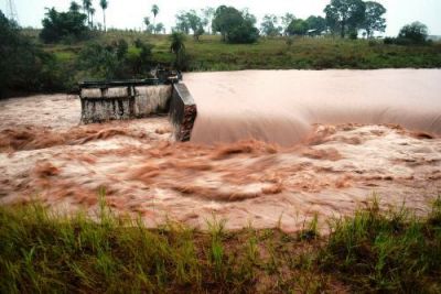 Chuvas voltam a causar destruição, transtorno e prejuízos em Iguatemi.