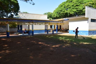 SECRETARIA MUNICIPAL DE EDUCAÇÃO REALIZA LIMPEZA E MANUTENÇÃO DAS UNIDADES ESCOLARES DO MUNICÍPIO.