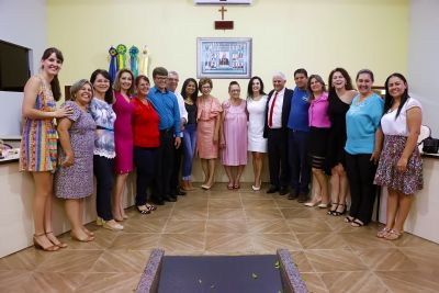 SESSÃO SOLENE NA CÂMARA MUNICIPAL DE IGUATEMI HOMENAGEIA O DIA INTERNACIONAL DA MULHER
