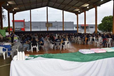 SECRETARIA DE EDUCAÇÃO DE IGUATEMI PROMOVE CONFRATERNIZAÇÃO EM COMEMORAÇÃO AO DIA DOS PROFESSORES. 