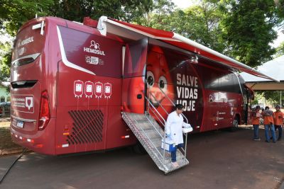 UNIDADE ITINERANTE DA REDE HEMOSUL EM PARCEIRA COM A SECRETARIA MUNICIPAL DE SAÚDE REALIZAM COLETA DE SANGUE EM IGUATEMI.