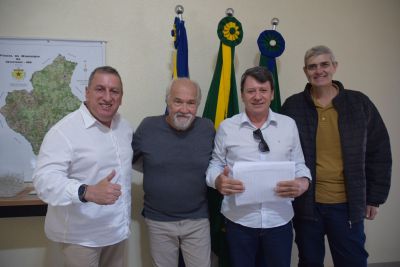 PREFEITURA DE IGUATEMI DARÁ TOTAL APOIO PARA A REALIZAÇÃO DO 9º LEILÃO EM PROL DO HOSPITAL DE BARRETOS.