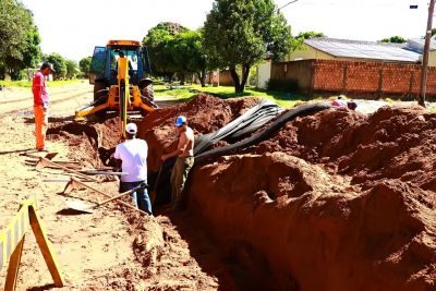 Obra de asfalto e drenagem na Vila Rosa é iniciada em Iguatemi.