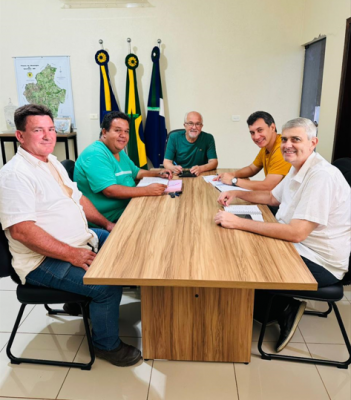 PREFEITO LÍDIO LEDESMA SANCIONA REAJUSTE SALARIAL DE 7% PARA OS SERVIDORES PÚBLICOS MUNICIPAIS. 