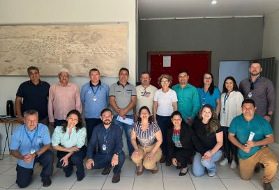 REUNIÃO DISCUTE IRREGULARIDADES NA REDE DE ESGOTO DE IGUATEMI