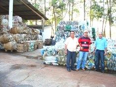 Iguatemi faz a separação do lixo para a reciclagem