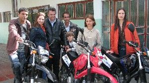 Prefeito entrega motos a agentes de saúde