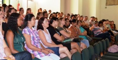 Pós-graduação Alfa teve palestra de inclusão na educação em Iguatemi.