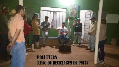 PREFEITURA INICIOU CURSO DE RECICLAGEM DE PNEUS USADOS COM MEMBROS DA COOPERCI. 