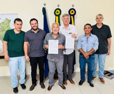 PREFEITURA DE IGUATEMI OFICIALIZA DOAÇÃO DE ÁREA PARA INSTALAÇÃO DE FÁBRICA DE PRODUTOS DO AGROINDUSTRIAL.