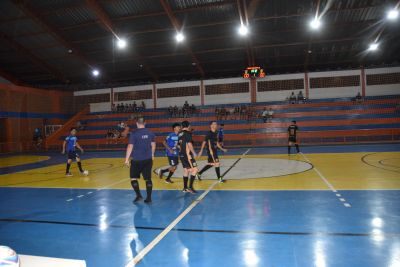 SECRETARIA DE ESPORTES DE IGUATEMI DEU INÍCIO AO CAMPEONATO MUNICIPAL INTERFIRMAS DE FUTSAL MASCULINO E FEMININO 2025.