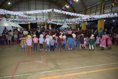 FESTA JULINA DA ESCOLA CEMUR NO ASSENTAMENTO AUXILIADORA REUNIU TODA A COMUNIDADE E FOI UM VERDADEIRO SUCESSO.