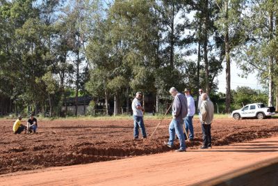 PREFEITO DE IGUATEMI ENCERRA A SEMANA COM VISITA A IMPORTANTES OBRAS DO MUNICÍPIO.