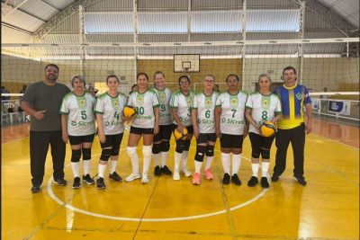 GRUPO DA MELHOR IDADE DE IGUATEMI PARTICIPA DOS JOGOS ESTADUAIS NA CIDADE DE TRÊS LAGOS NAS MODALIDADES DE VÔLEI ADPTADO E BOCHA.