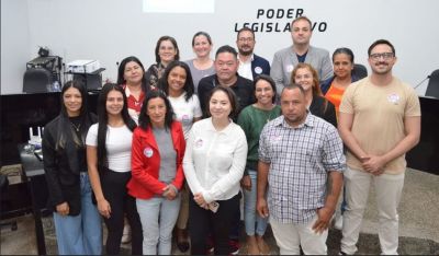 PROFISSIONAIS QUE ATUAM NA ÁREA ASSISTÊNCIAL PARTICIPAM DO 1º CAPACITA - SOMOS TODOS CRIANÇAS, EM MUNDO NOVO-MS.