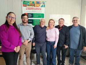 REUNIÃO ENTRE A ADMINISTRAÇÃO MUNICIPAL E O PRESIDENTE DA ADEASCS TRATOU DA REGULARIZAÇÃO DO BAIRRO SANTA JALMIRA.
