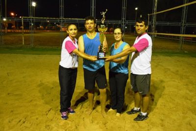 CAMPEONATO DE VÔLEI DE AREIA ENTRE CASAIS TEVE SUA FINAL NO DOMINGO DIA 26/04/2015. CAMPEONATO DE VÔLEI DE AREIA ENTRE CASAIS TEVE SUA FINAL NO DOMINGO DIA 26/04/2015.