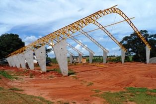 ASSENTAMENTO RANCHO LOMA EM IGUATEMI ESTÁ GANHANDO CENTRO POLIESPORTIVO COBERTO.