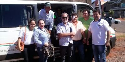 Secretário de saúde de Iguatemi acompanha pacientes em mutirão de cirurgias na Caravana da Saúde em Ponta Porã. Secretário de saúde de Iguatemi acompanha pacientes em mutirão de cirurgias na Caravana da Saúde em Ponta Porã.