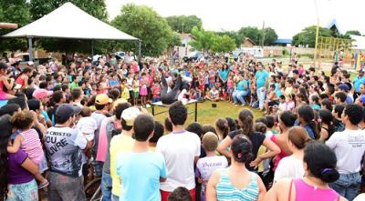 PROGRAMA “MAIS ALEGRIA”, MOVIMENTOU DOMINGO DA GAROTADA, NO BAIRRO JARDIM QUEDAS D´ÁGUA. PROGRAMA “MAIS ALEGRIA”, MOVIMENTOU DOMINGO DA GAROTADA, NO BAIRRO JARDIM QUEDAS D´ÁGUA.