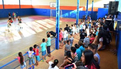 Programa “Mais Alegria” levou brincadeiras e competições para o Jardim Élida neste final de semana. Programa “Mais Alegria” levou brincadeiras e competições para o Jardim Élida neste final de semana.