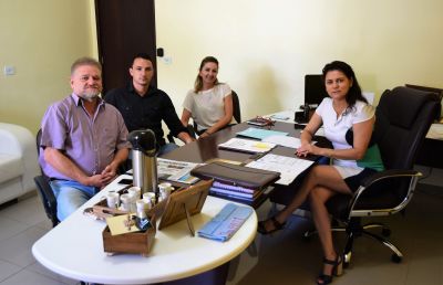 PREFEITA PATRICIA RECEBE DELEGADO DA POLICIA CIVIL DE IGUATEMI