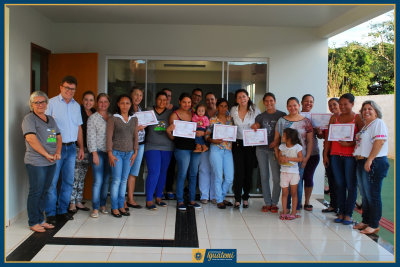 COORDENAÇÃO DO CRAS REALIZOU ENTREGA DE CERTIFICADOS DO CURSO DE BORDADO TECIDOS COM PEDRARIAS. COORDENAÇÃO DO CRAS REALIZOU ENTREGA DE CERTIFICADOS DO CURSO DE BORDADO TECIDOS COM PEDRARIAS.