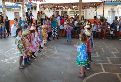 SECRETARIA DE ASSITÊNCIA SOCIAL REALIZOU FESTA JULINA PARA OS ALUNOS DO PROGRAMA “NOVO OLHAR”