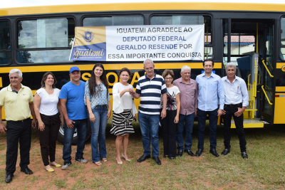 PREFEITURA RECEBEU UM ÔNIBUS ESCOLAR DO DEPUTADO GERALDO RESENDE PREFEITURA RECEBEU UM ÔNIBUS ESCOLAR DO DEPUTADO GERALDO RESENDE