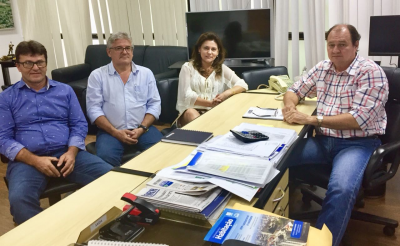 PREFEITA, SECRETÁRIO EDSON E VEREADOR JOSÉ MOREIRA CUMPRIRAM AGENDA COM SECRETÁRIO DE ESTADO MARCELO MIGLIOLI PREFEITA, SECRETÁRIO EDSON E VEREADOR JOSÉ MOREIRA CUMPRIRAM AGENDA COM SECRETÁRIO DE ESTADO MARCELO MIGLIOLI