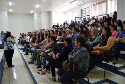 SECRETARIA MUNICIPAL DE EDUCAÇÃO PROMOVEU DIA “D” PARA DEBATE DA BNCC. SECRETARIA MUNICIPAL DE EDUCAÇÃO PROMOVEU DIA “D” PARA DEBATE DA BNCC.