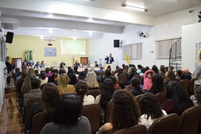 AUDIÊNCIA PÚBLICA DEBATEU CADASTRO DE RESERVA DE VAGAS DA EDUCAÇÃO INFANTIL. AUDIÊNCIA PÚBLICA DEBATEU CADASTRO DE RESERVA DE VAGAS DA EDUCAÇÃO INFANTIL.