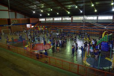 COMEMORAÇÃO ANTECIPADA DO ‘DIA DAS CRIANÇAS” ENVOLVEU MAIS DE MIL ALUNOS. COMEMORAÇÃO ANTECIPADA DO ‘DIA DAS CRIANÇAS” ENVOLVEU MAIS DE MIL ALUNOS.