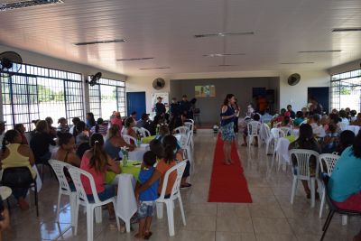 CONFRATERNIZAÇÃO REÚNE FAMÍLIAS CONTEMPLADAS COM UNIDADES HABITACIONAIS NA SEDE DO CONVIVER. CONFRATERNIZAÇÃO REÚNE FAMÍLIAS CONTEMPLADAS COM UNIDADES HABITACIONAIS NA SEDE DO CONVIVER.