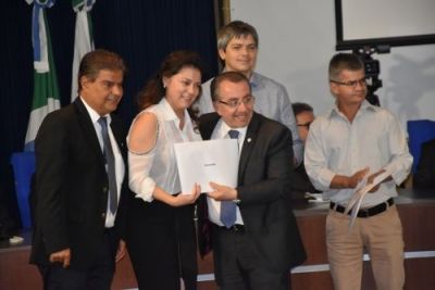 PREFEITA PATRÍCIA MARGATTO RECEBE CERTICADO DO TCE-MS, DO “PROGRAMA PREFEITURA DESTAQUE”.