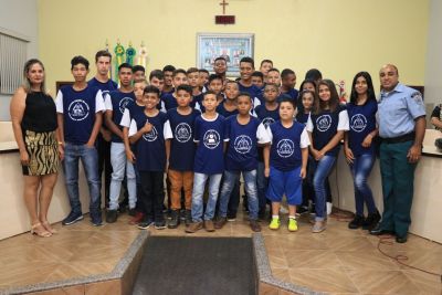 2ª CIA DA POLÍCIA MILITAR REALIZA FORMATURA DO PROJETO BOM DE BOLA BOM NA ESCOLA. 2ª CIA DA POLÍCIA MILITAR REALIZA FORMATURA DO PROJETO BOM DE BOLA BOM NA ESCOLA.