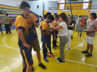 CATEGORIA SUB-17 RECEBE PREMIAÇÃO DAS MÃOS DA PREFEITA PATRÍCIA MARGATTO. CATEGORIA SUB-17 RECEBE PREMIAÇÃO DAS MÃOS DA PREFEITA PATRÍCIA MARGATTO.